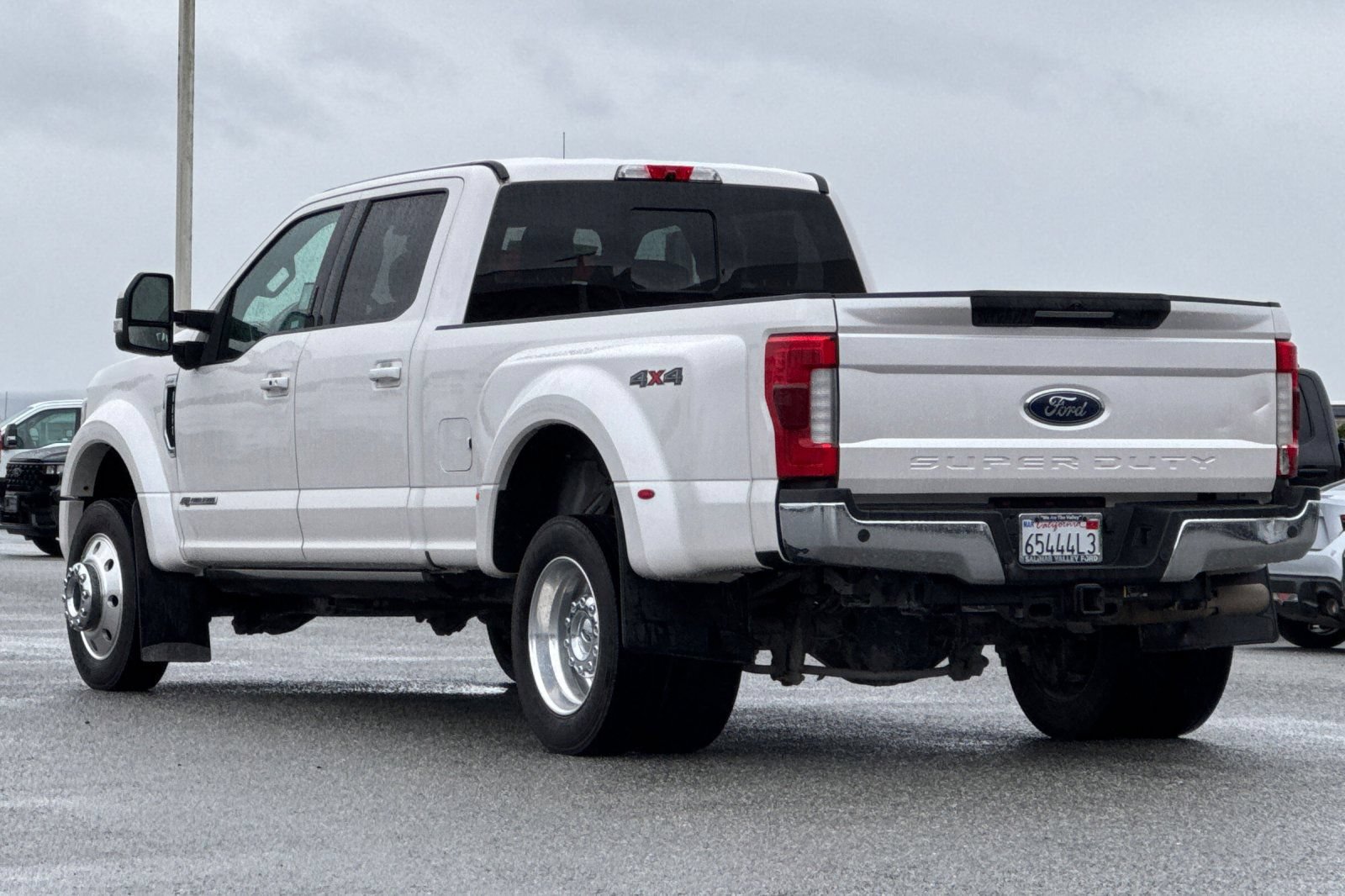 Used 2019 Ford F450 Lariat w/ Lariat Ultimate Package AWD/4WD image 6