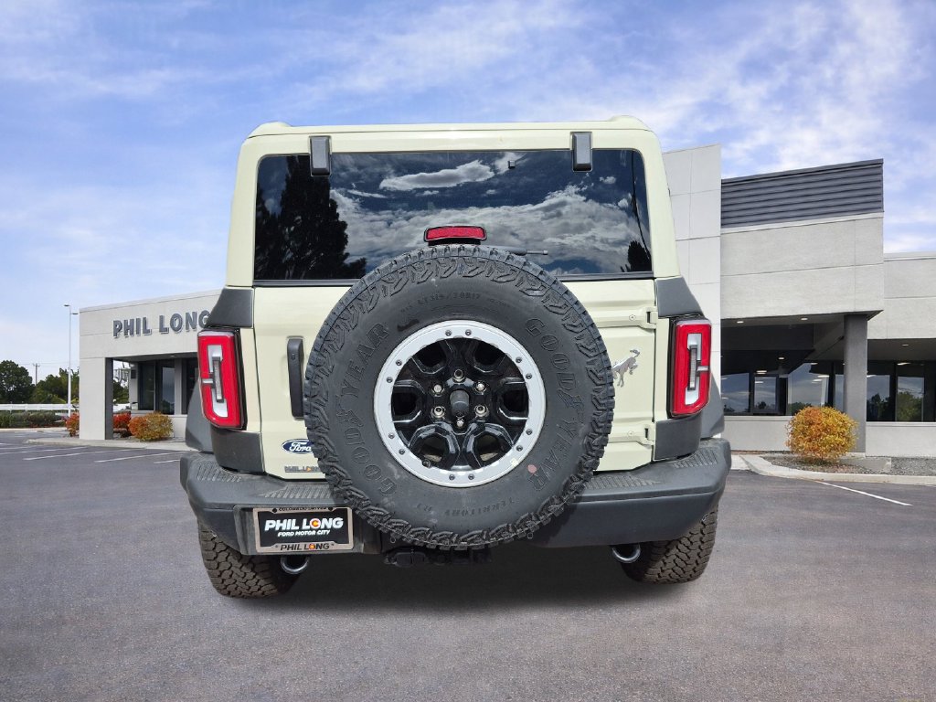 New 2026 Ford Bronco Badlands w/ Sasquatch Package AWD/4WD image 4
