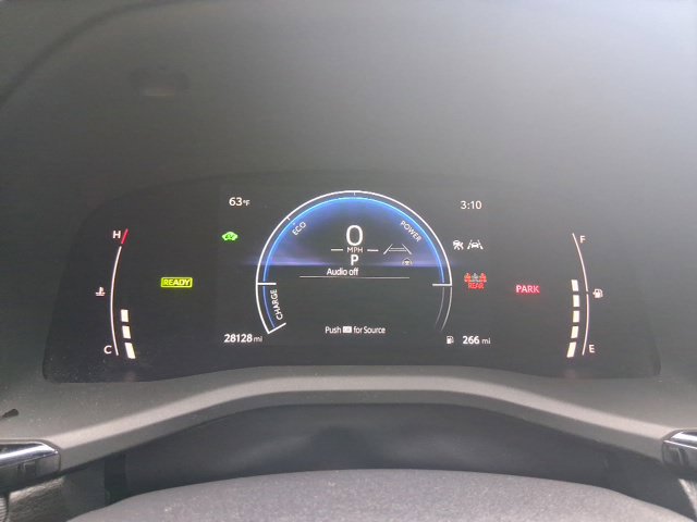 Used 2025 Toyota Camry LE FWD image 16