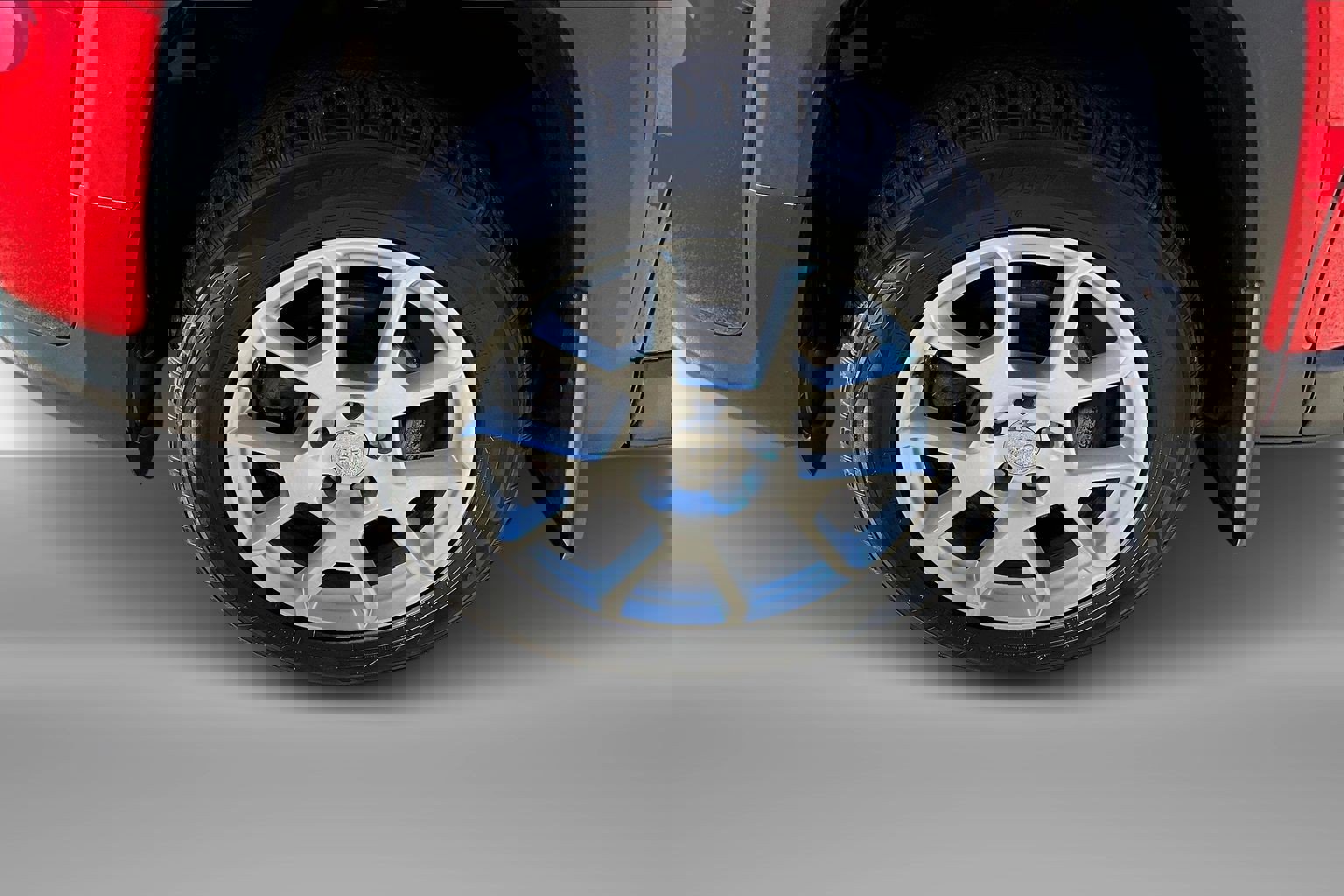 Used 2020 Jeep Renegade Latitude w/ Cold Weather Group image 2