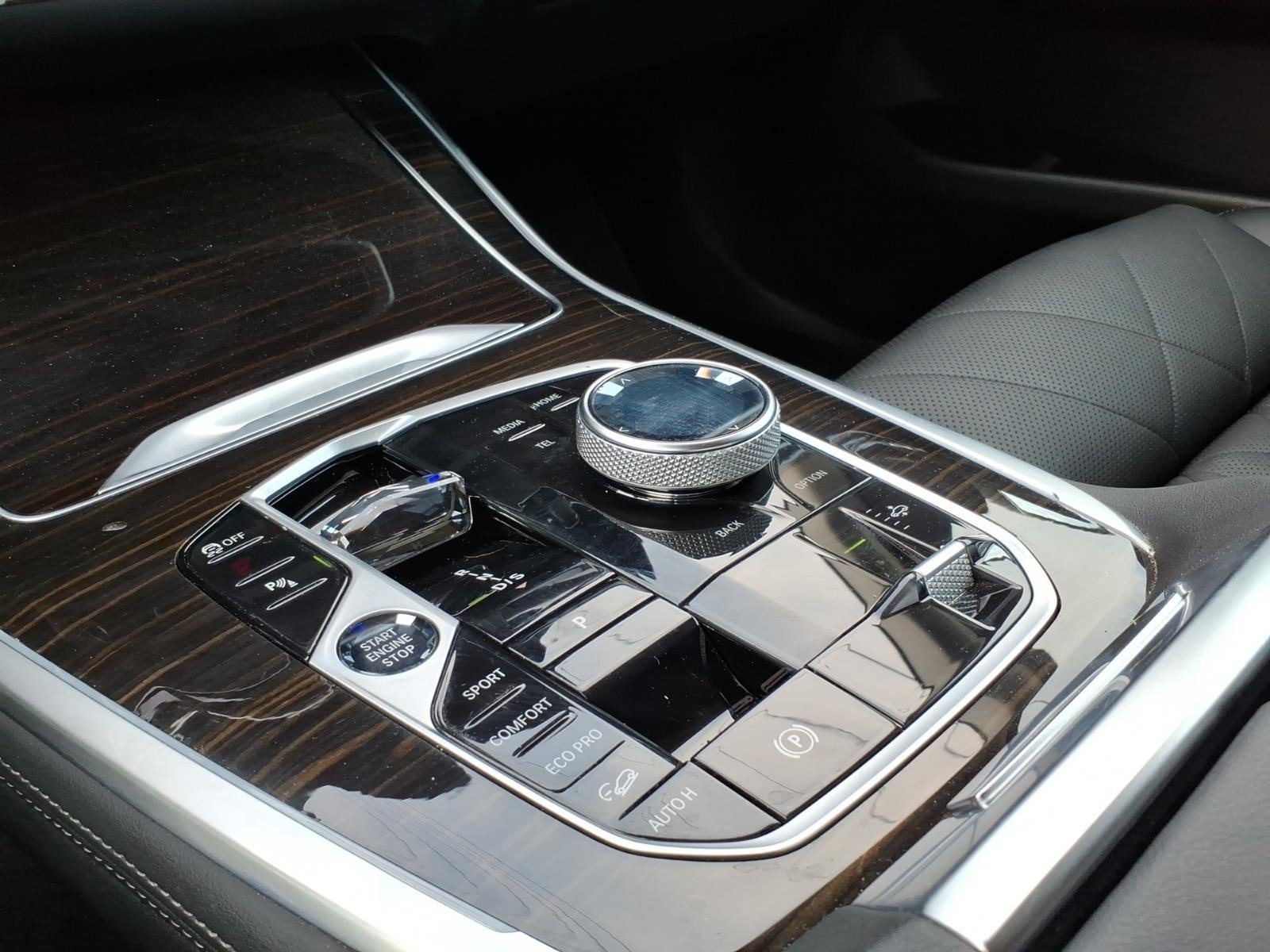 Used 2024 BMW X7 xDrive40i w/ Executive Package AWD/4WD image 16