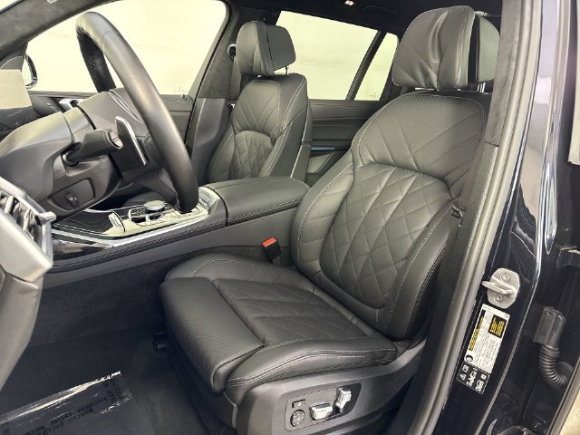 Used 2026 BMW X7 xDrive40i w/ M Sport Package AWD/4WD image 20