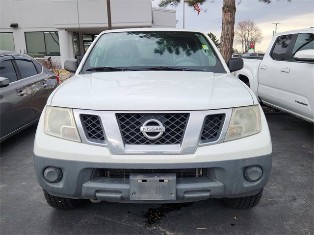 Used 2015 Nissan Frontier S image 2