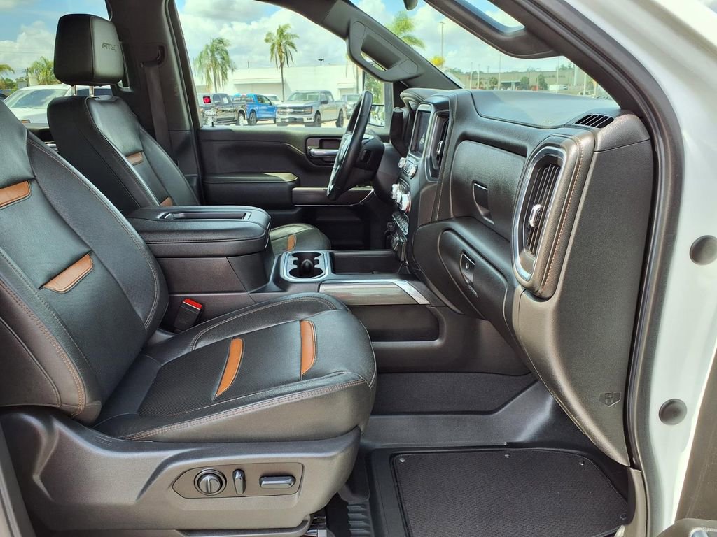 Used 2022 GMC Sierra 2500 AT4 AWD/4WD image 11