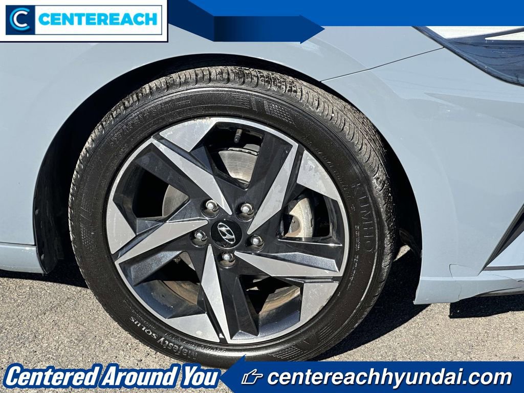 Used 2023 Hyundai Elantra SEL w/ Convenience Package FWD image 6