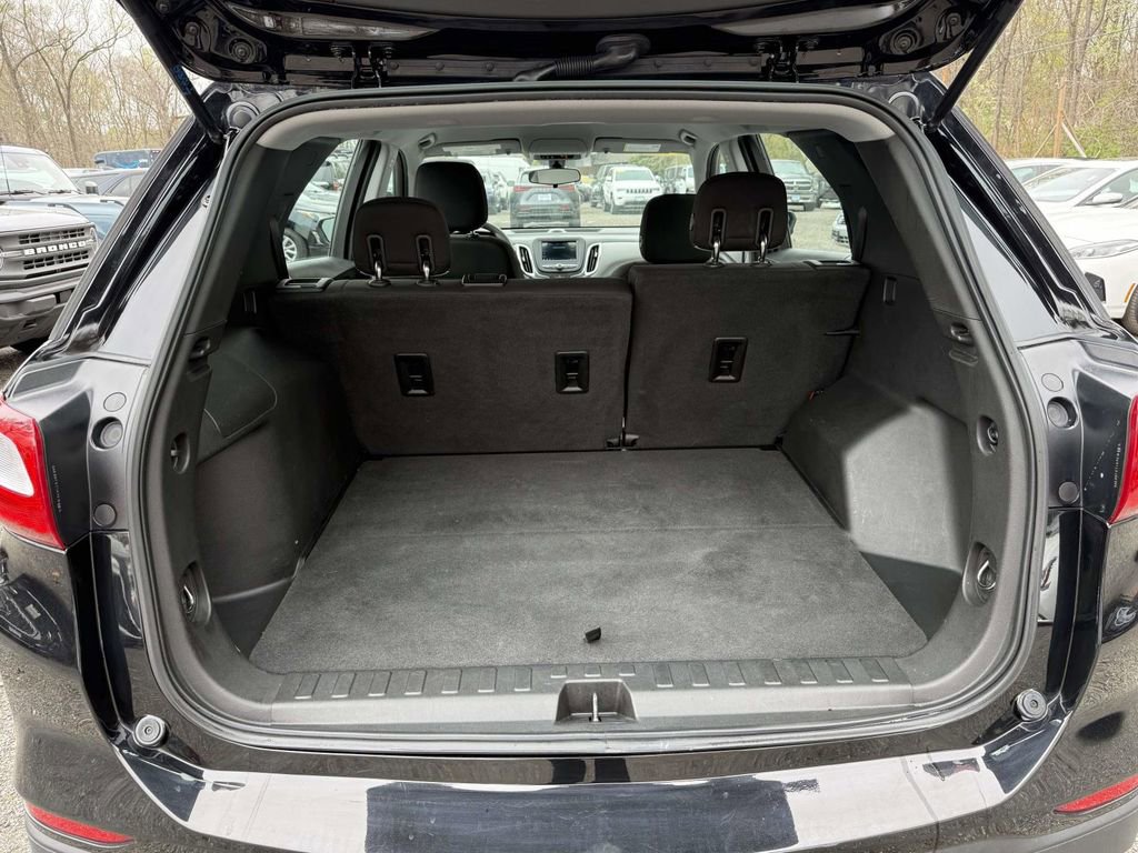 Used 2019 Chevrolet Equinox LS image 11