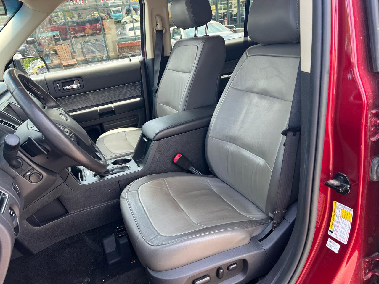 Used 2017 Ford Flex Limited w/ Equipment Group 303A AWD/4WD image 8