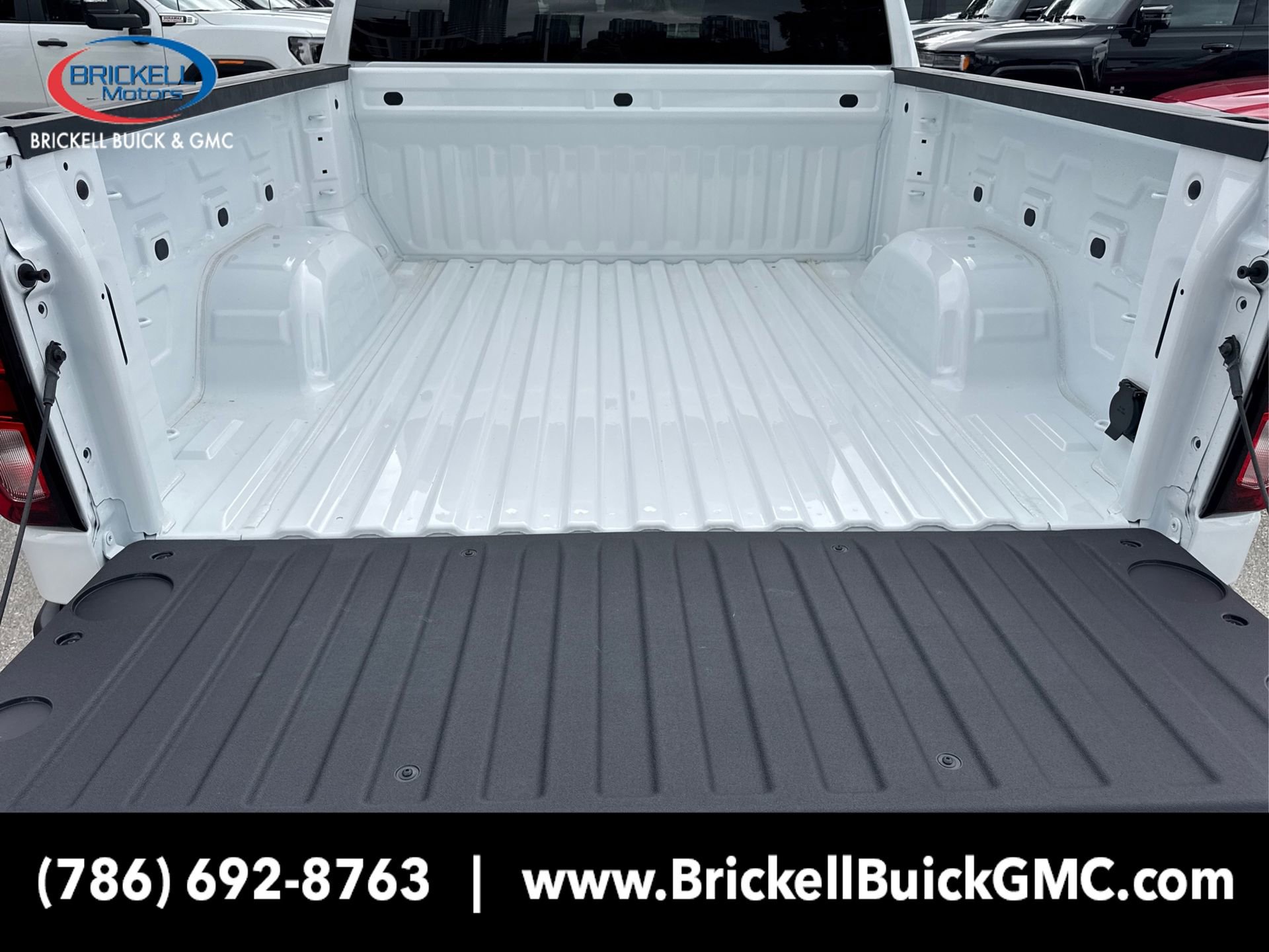 New 2026 GMC Sierra 1500 Elevation image 12