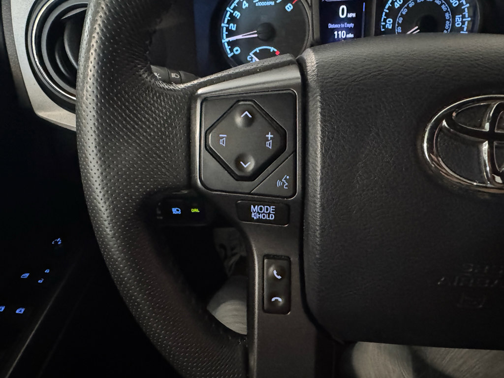 Used 2019 Toyota Tacoma TRD Sport image 21