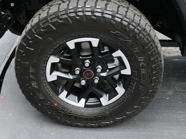 New 2025 Jeep Gladiator Rubicon w/ Safety Group AWD/4WD image 46