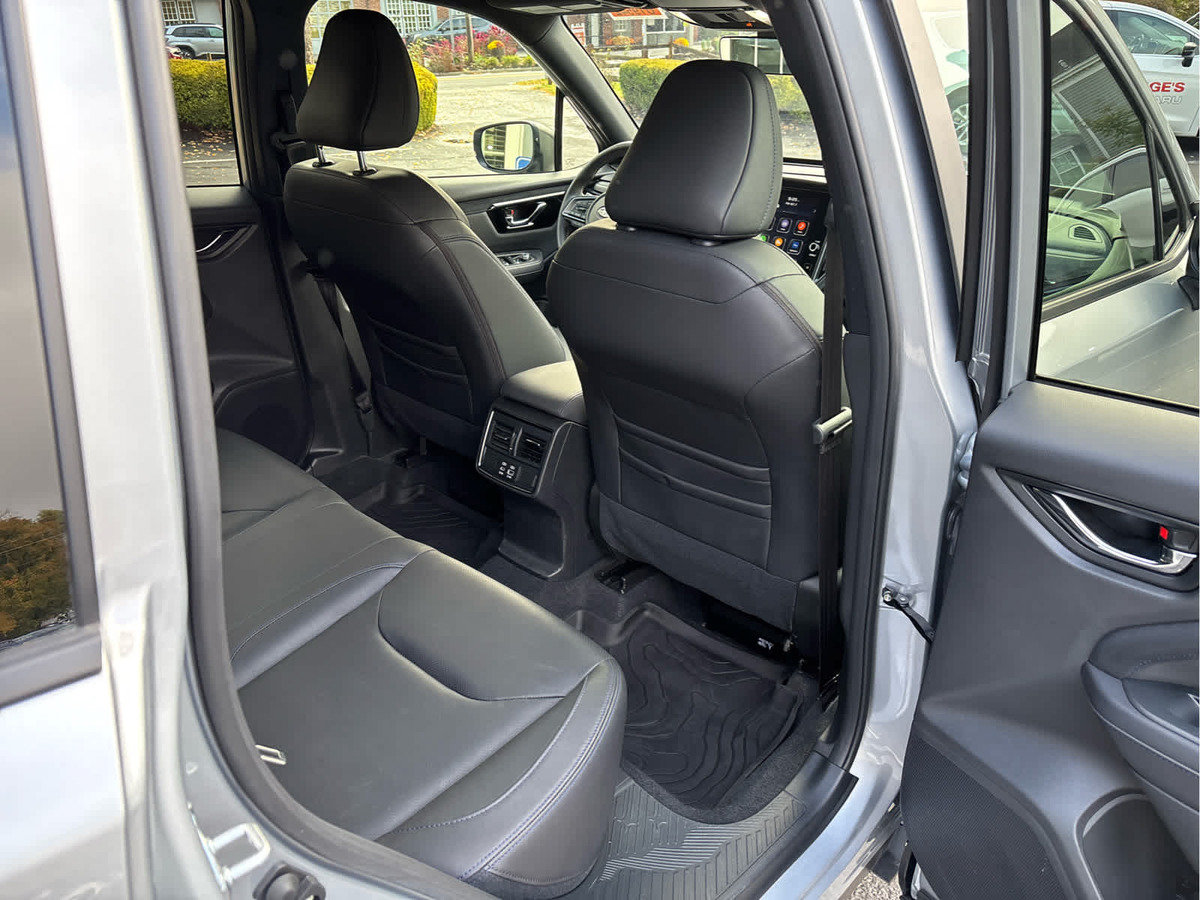 Certified 2025 Subaru Forester Limited w/ Popular Package AWD/4WD image 28