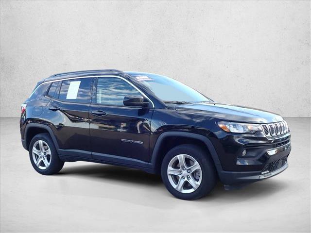 Used 2023 Jeep Compass Latitude AWD/4WD image 5