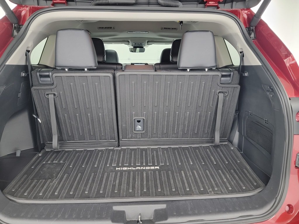 Certified 2026 Toyota Highlander XLE AWD/4WD image 32
