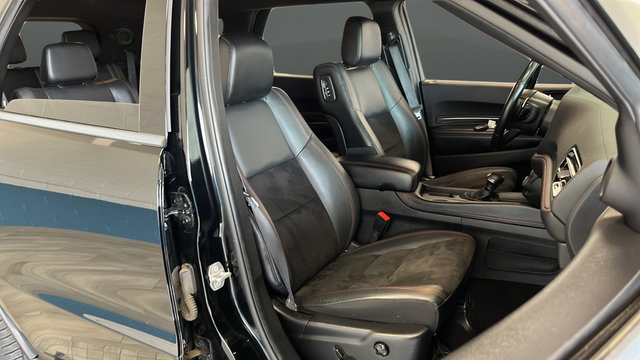 Used 2021 Dodge Durango R/T w/ Blacktop Package AWD/4WD image 23