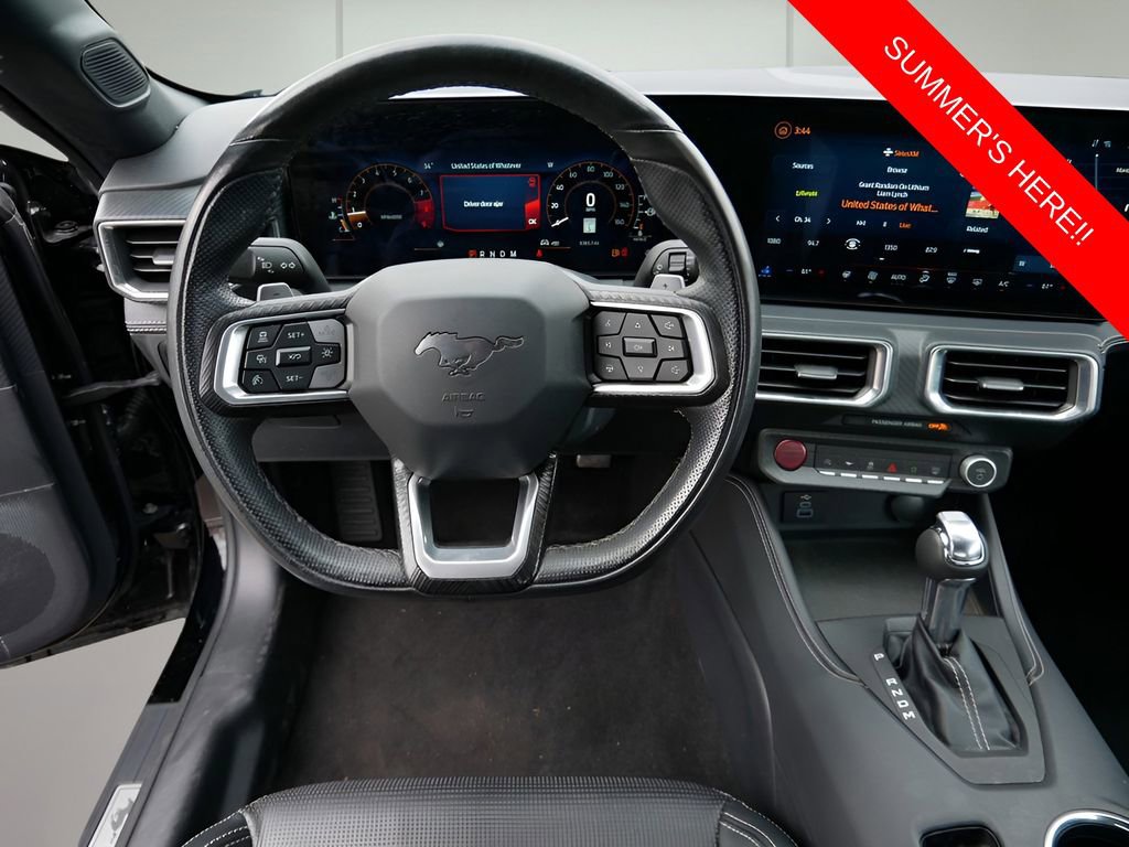 Used 2025 Ford Mustang GT Premium image 14
