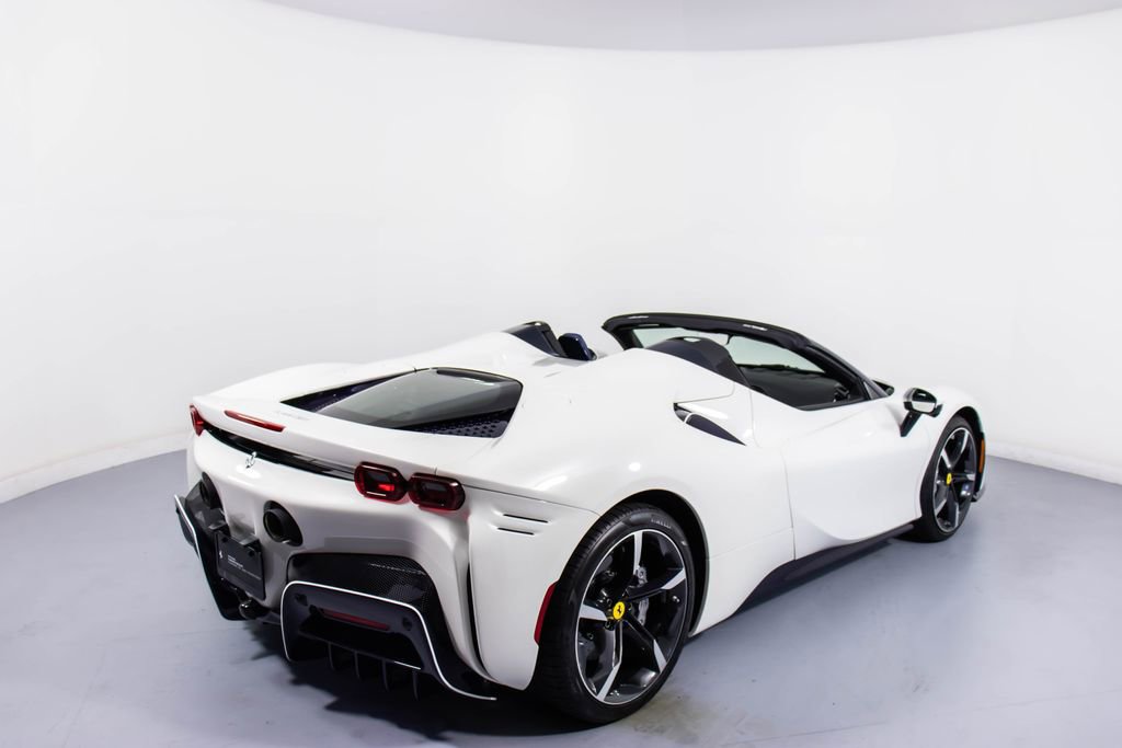 Certified 2022 Ferrari SF90 Spider AWD/4WD image 2