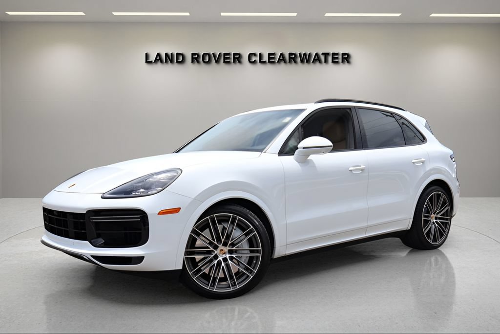 Used 2023 Porsche Cayenne Turbo AWD/4WD image 1