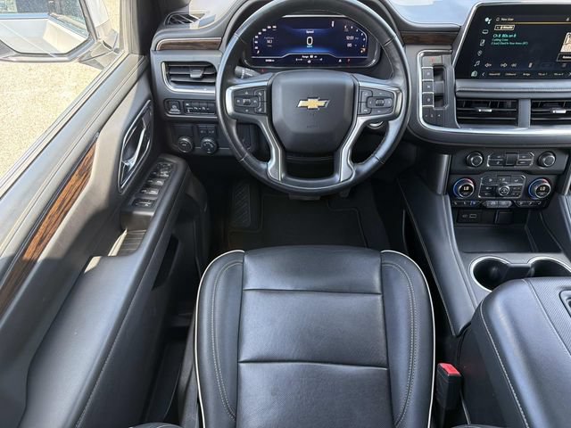 Used 2023 Chevrolet Suburban Premier RWD image 15