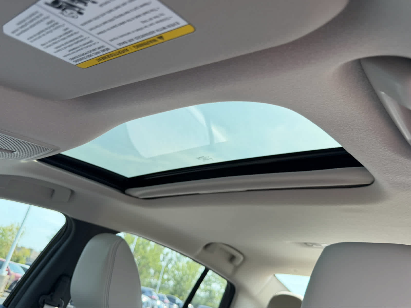 New 2027 Nissan Sentra SL w/ Floor Mat Package FWD image 12