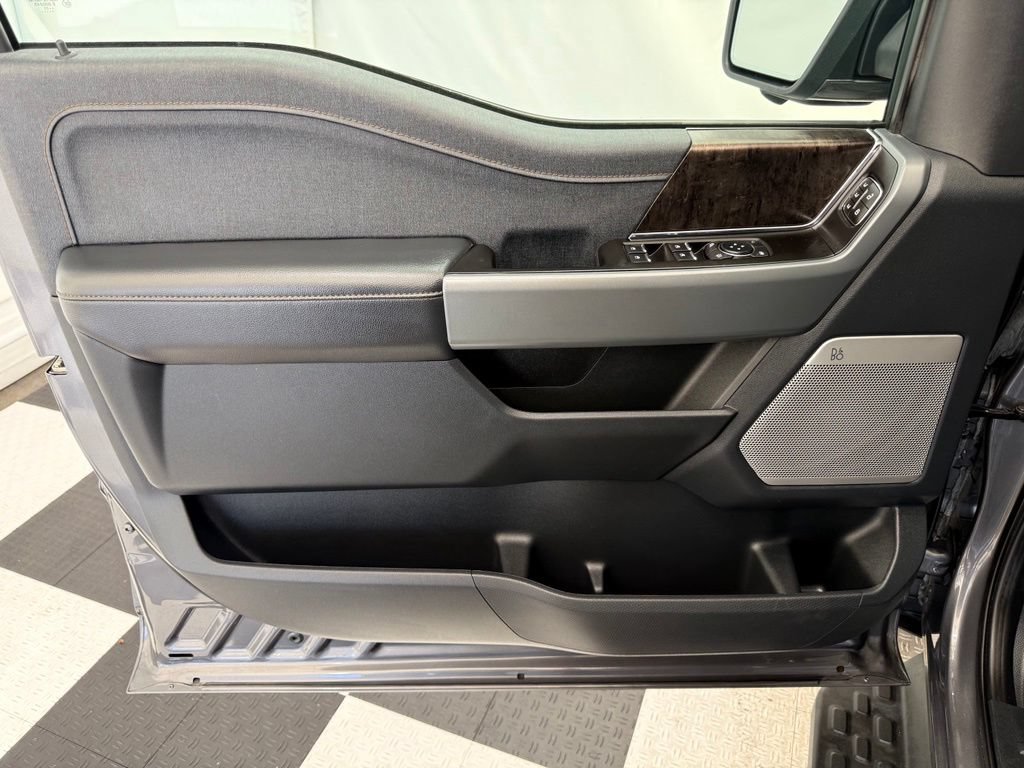 Used 2023 Ford F150 Lightning Lariat AWD/4WD image 18