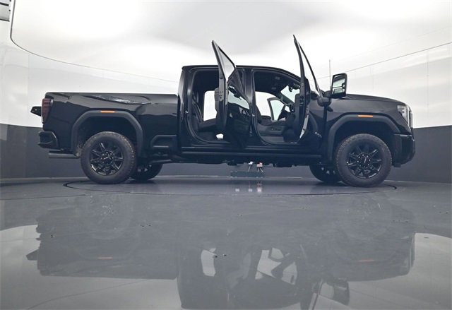 New 2026 GMC Sierra 2500 AT4 w/ AT4 Premium Plus Package image 33