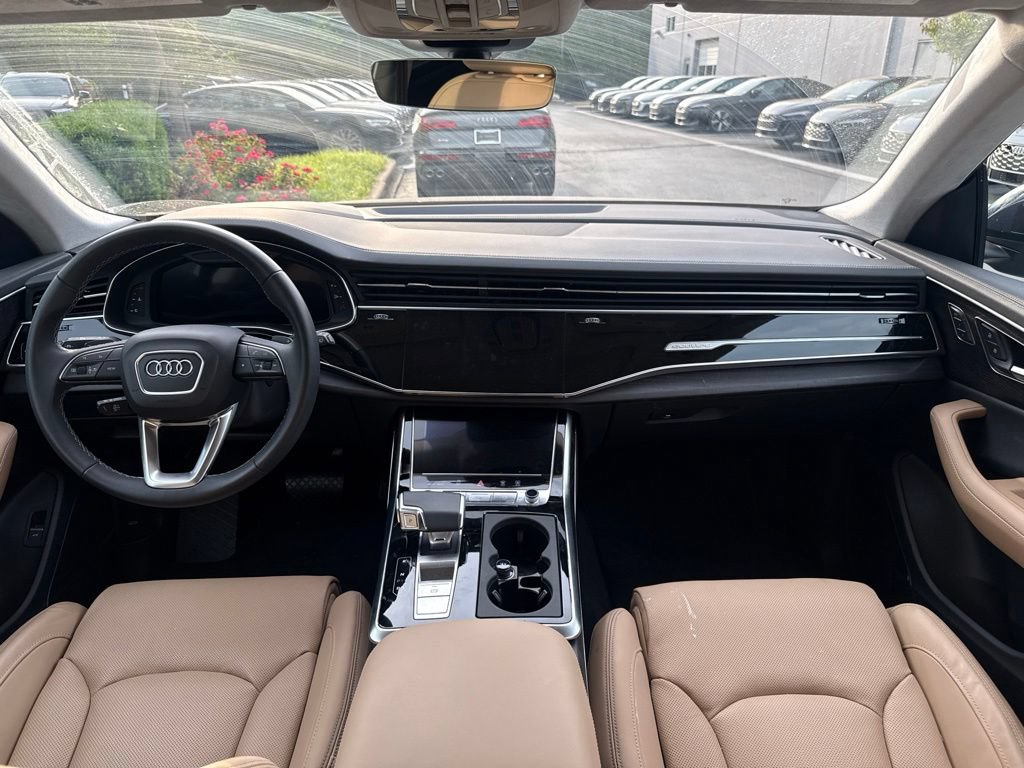 Used 2025 Audi Q8 Prestige AWD/4WD image 12