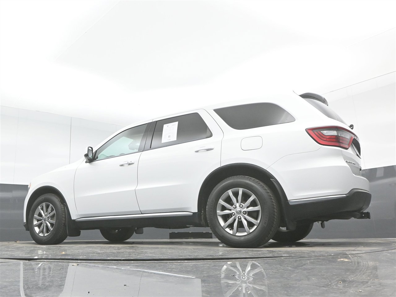 Used 2017 Dodge Durango SXT w/ 3rd Row Seating Group image 34