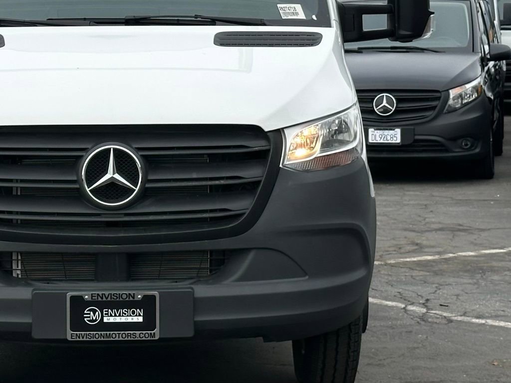 New 2024 Mercedes-Benz Sprinter 4500 image 6