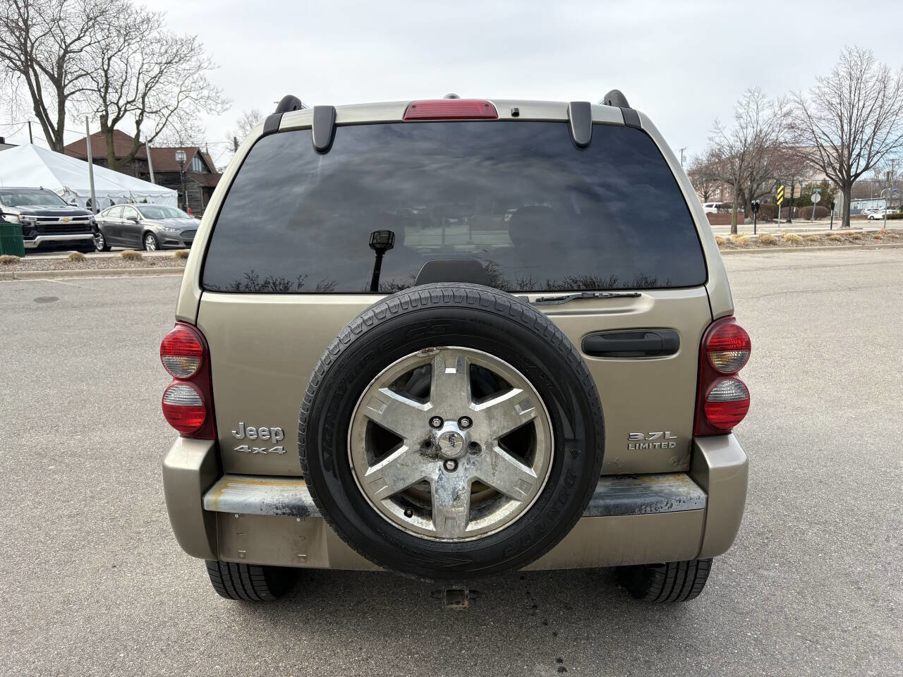 Used 2005 Jeep Liberty Limited image 11