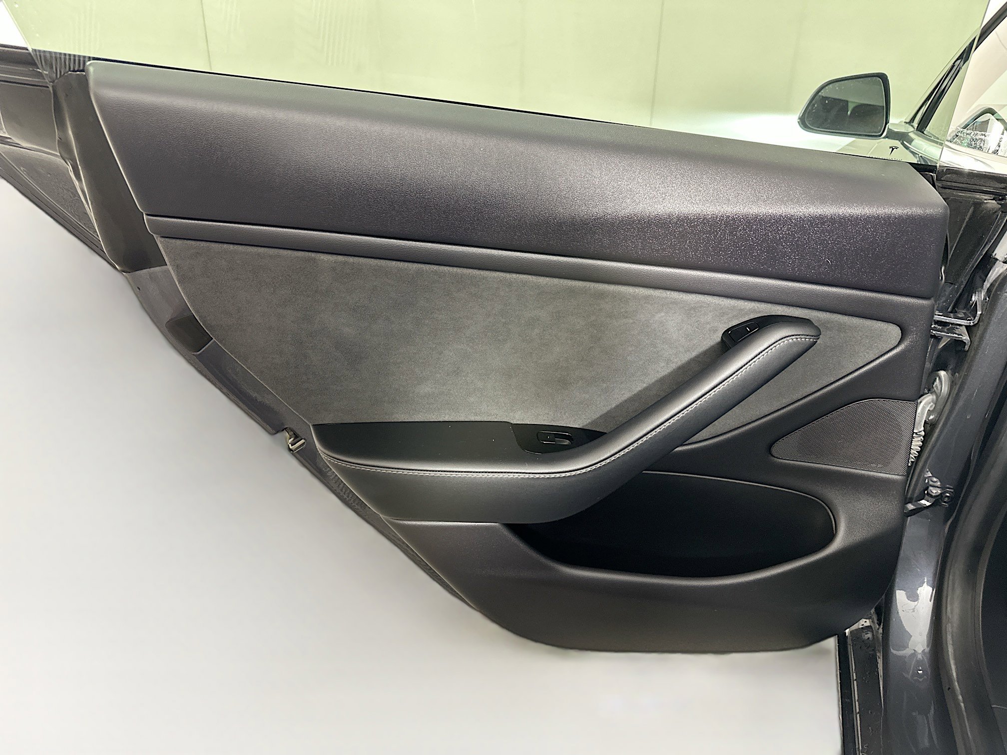 Used 2019 Tesla Model 3 Standard Range RWD image 24