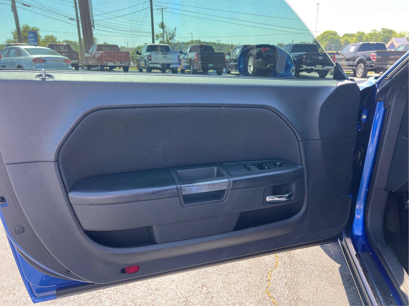 Used 2012 Dodge Challenger R/T image 16