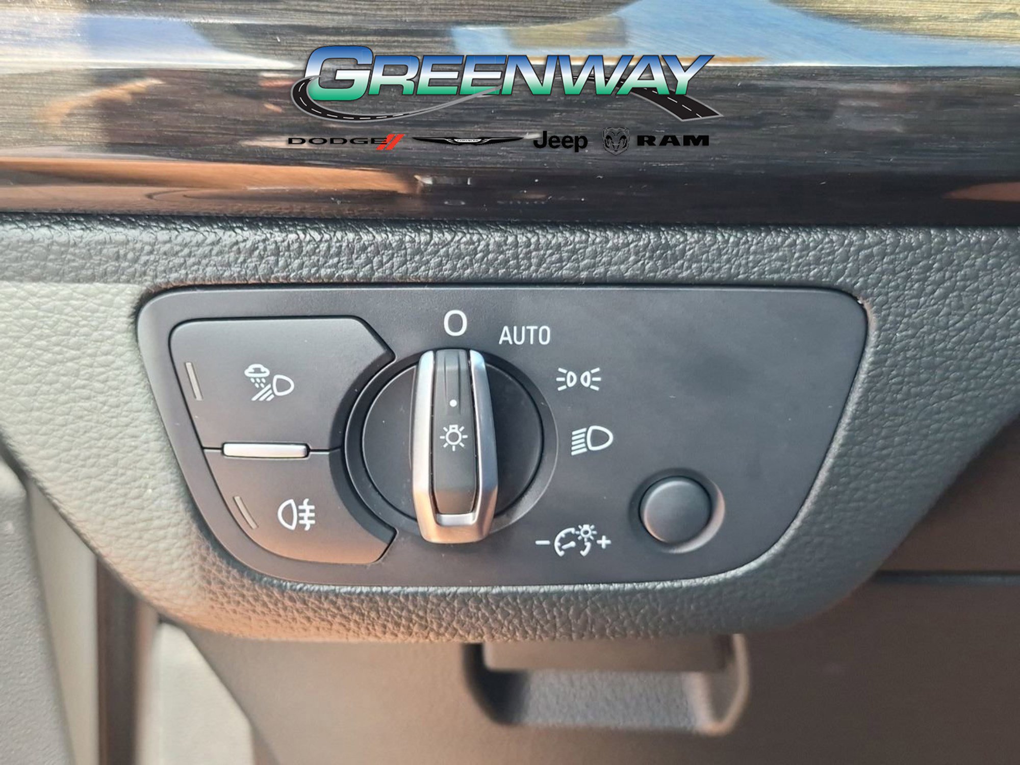 Used 2019 Audi Q5 2.0T Premium Plus AWD/4WD image 14