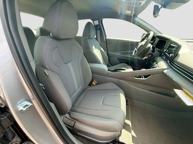 New 2026 Hyundai Elantra SE w/ Cargo Package FWD image 27