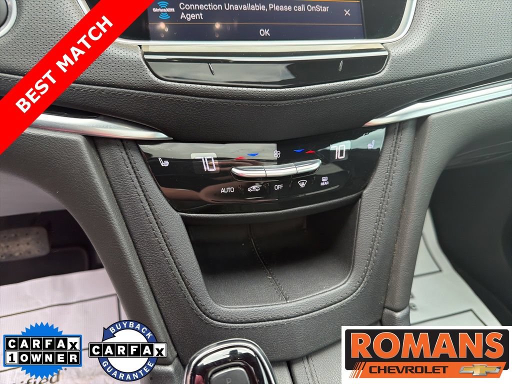 Used 2024 Cadillac XT6 Luxury w/ LPO, Floor Liner Package FWD image 17
