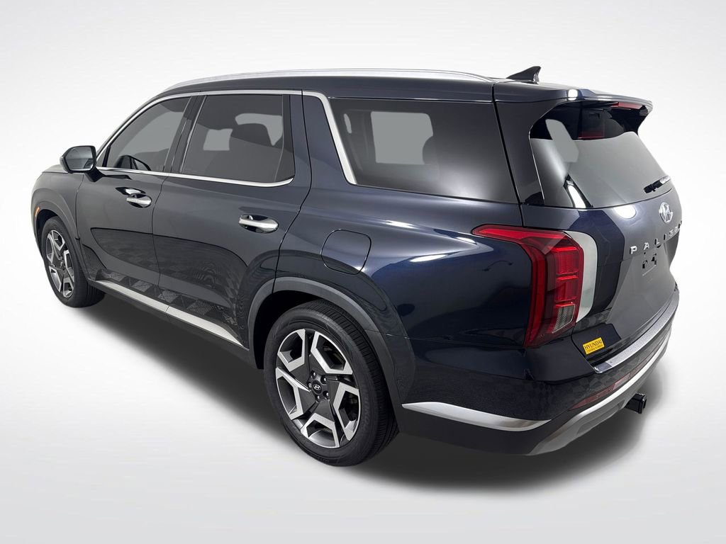 Used 2023 Hyundai Palisade Limited FWD image 6