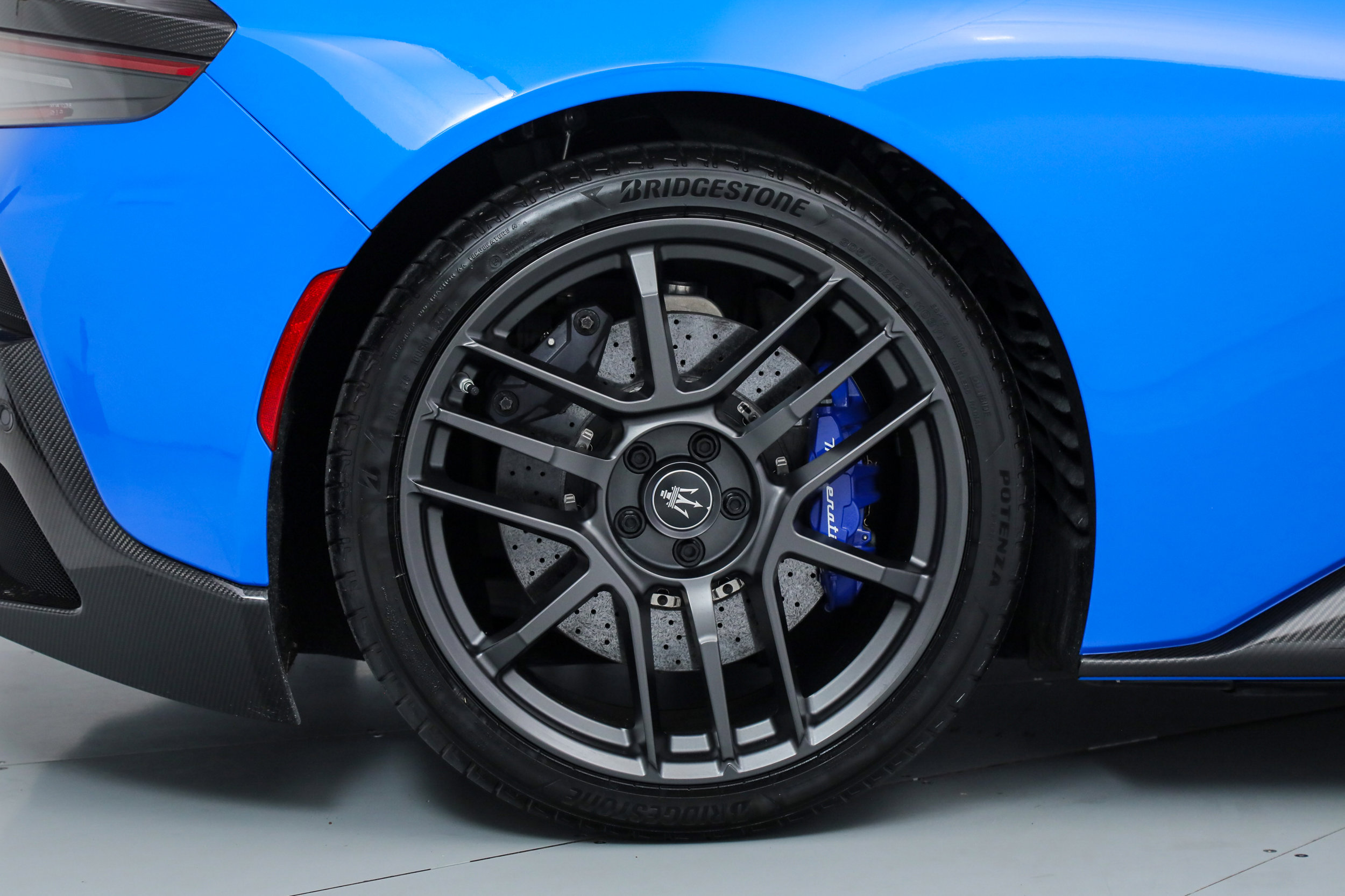 Certified 2022 Maserati MC20 Coupe RWD image 41
