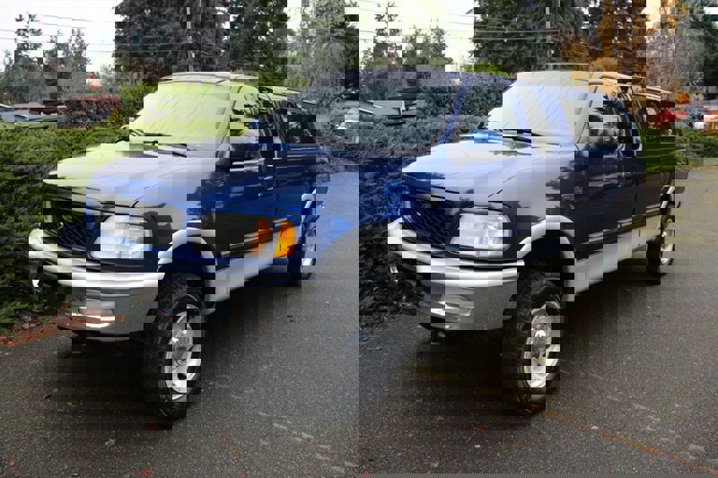 Used 1998 Ford F150 Lariat