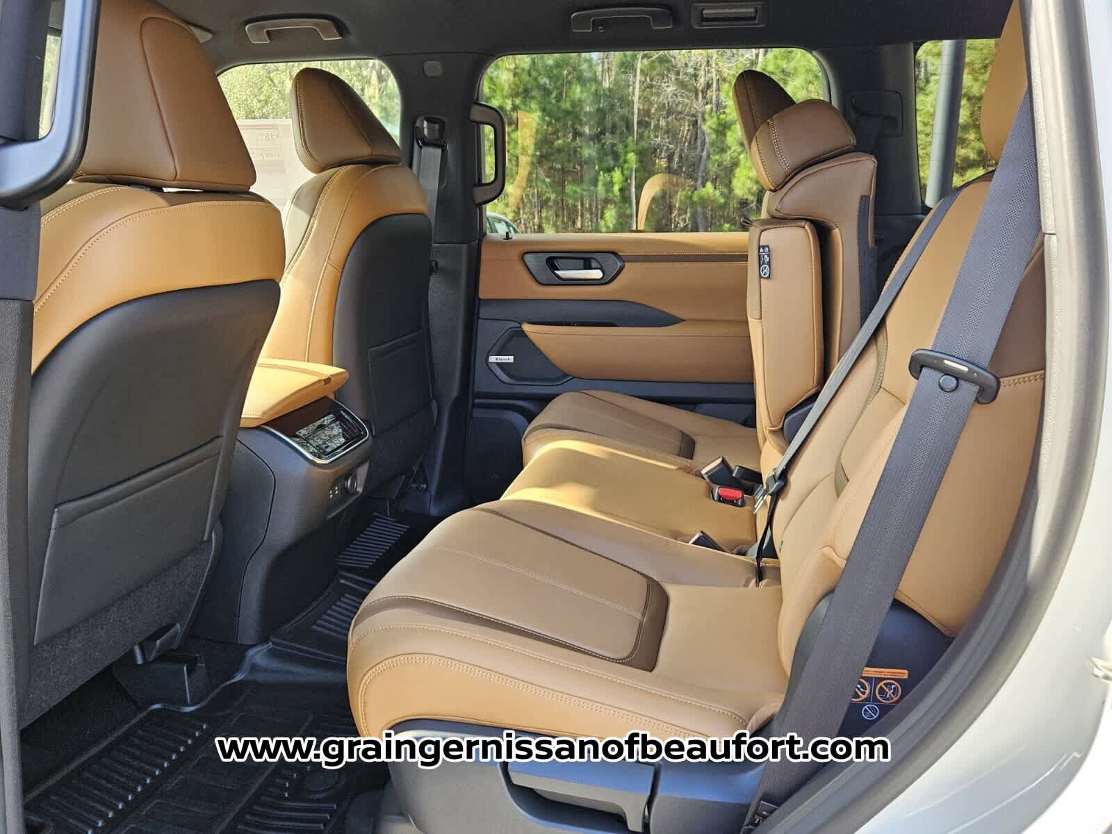 New 2026 Nissan Armada SL RWD image 4