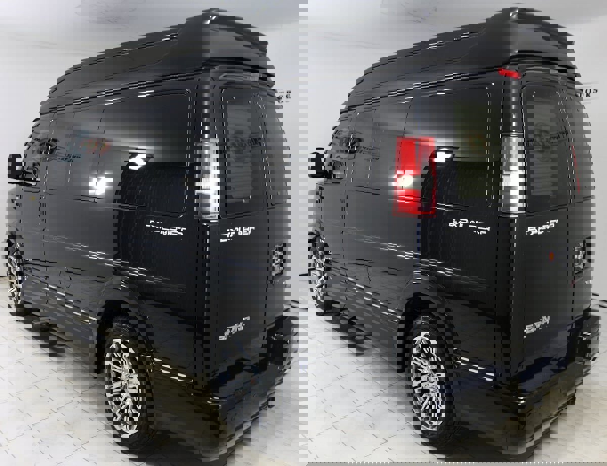 Used 2016 GMC Savana 2500 image 4