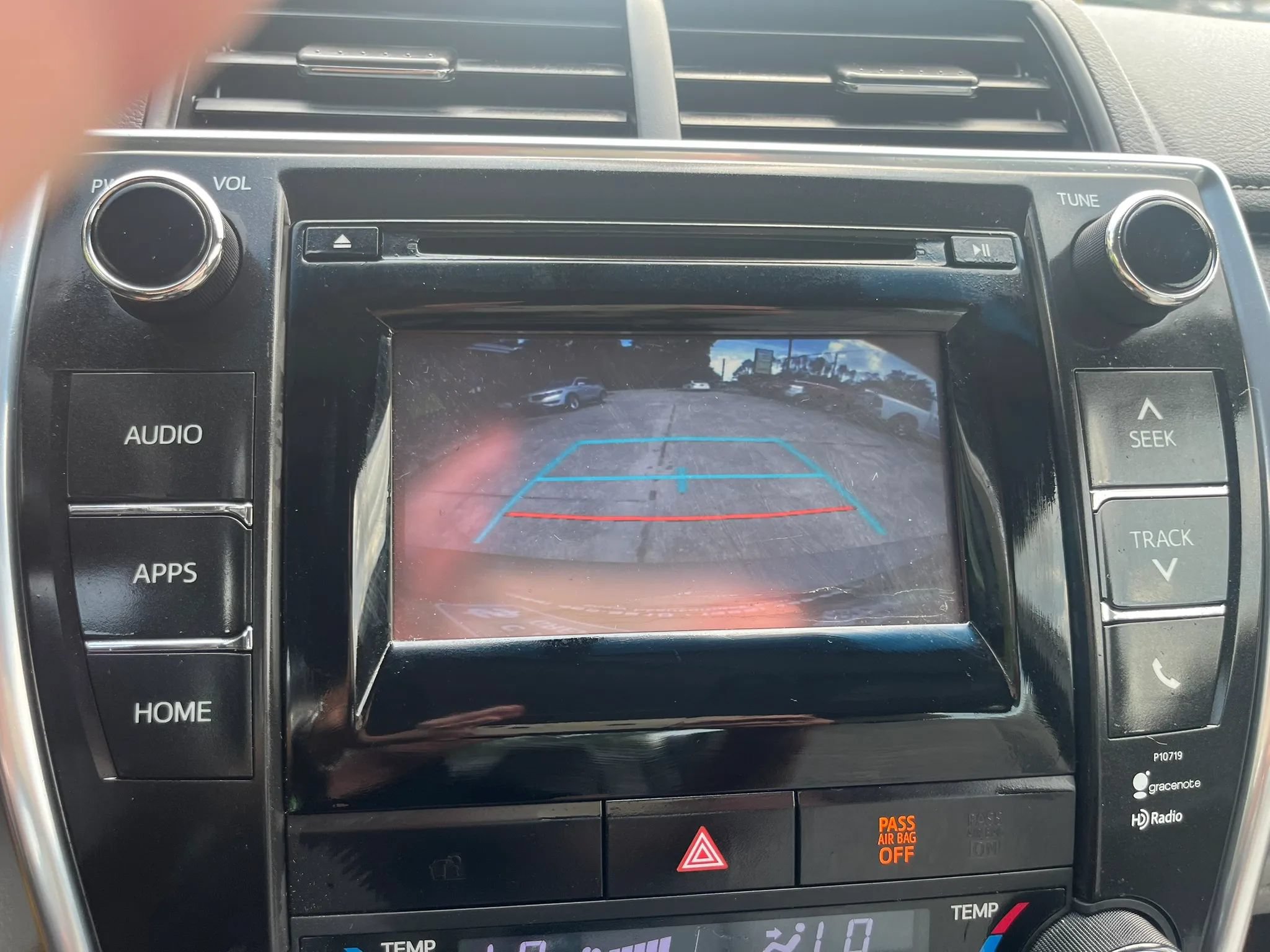 Used 2015 Toyota Camry XLE FWD image 20