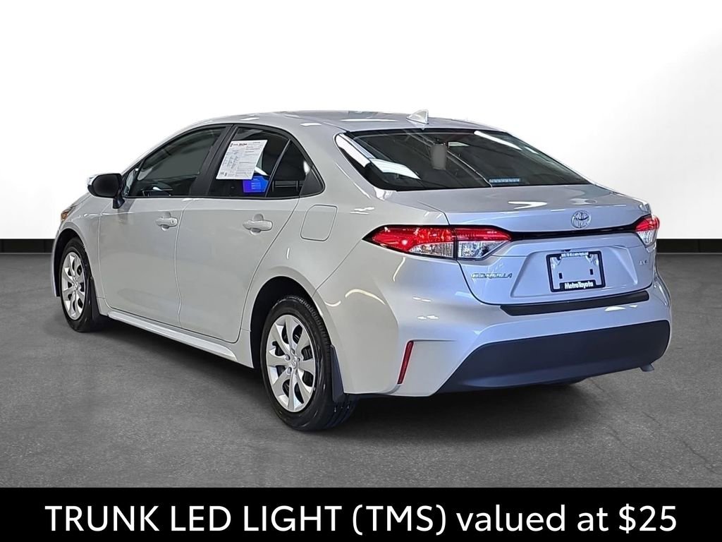 Used 2026 Toyota Corolla LE FWD image 8