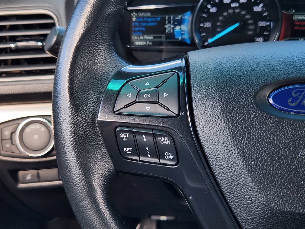 Used 2019 Ford Explorer XLT w/ Equipment Group 202A AWD/4WD image 17