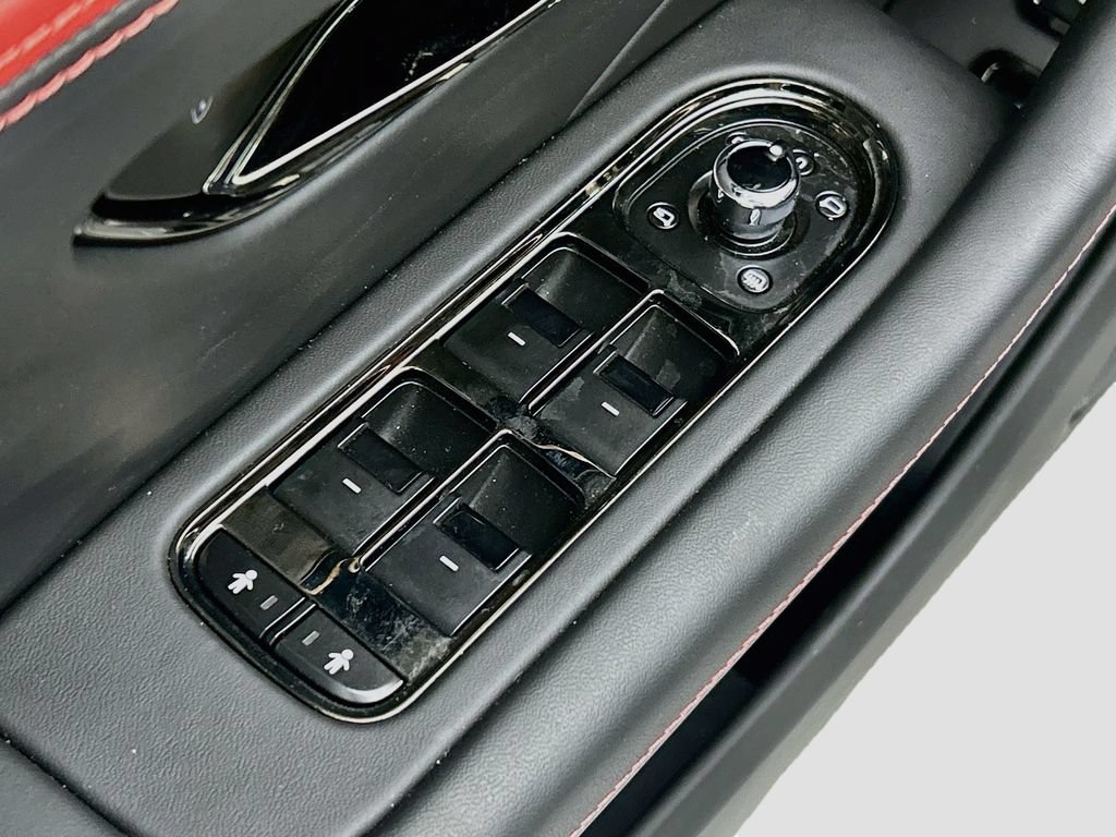 Used 2026 Bentley Flying Spur Plug-In Hybrid AWD/4WD image 22