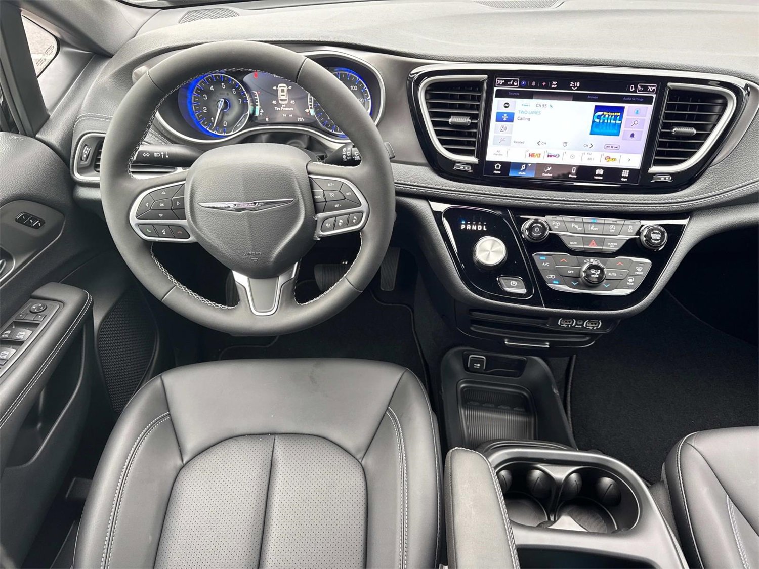 New 2025 Chrysler Pacifica Select image 21
