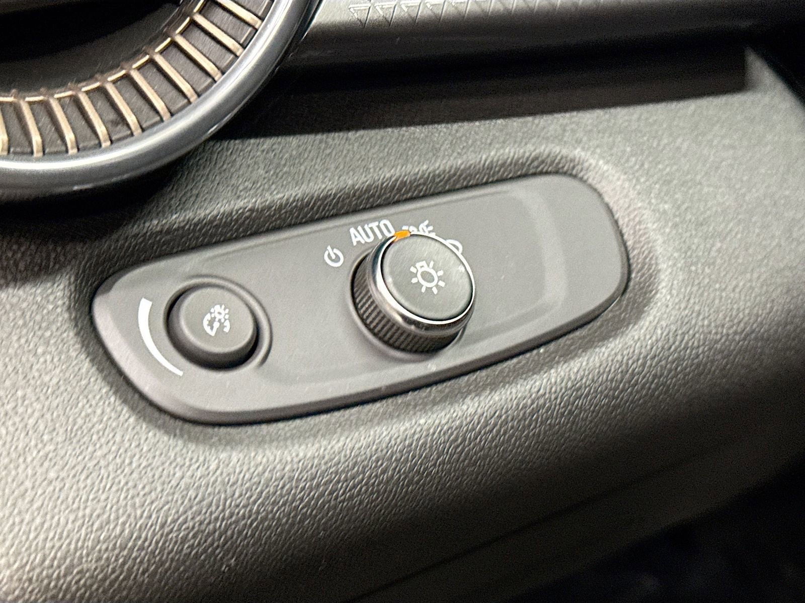 Used 2024 Chevrolet Trax ACTIV w/ Driver Confidence Package FWD image 13