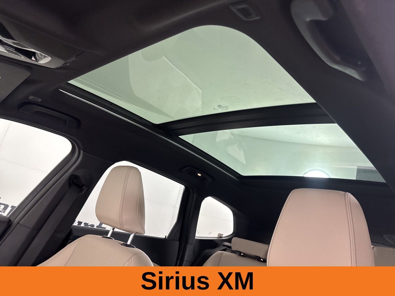 Used 2023 BMW X1 xDrive28i w/ Premium Package image 11