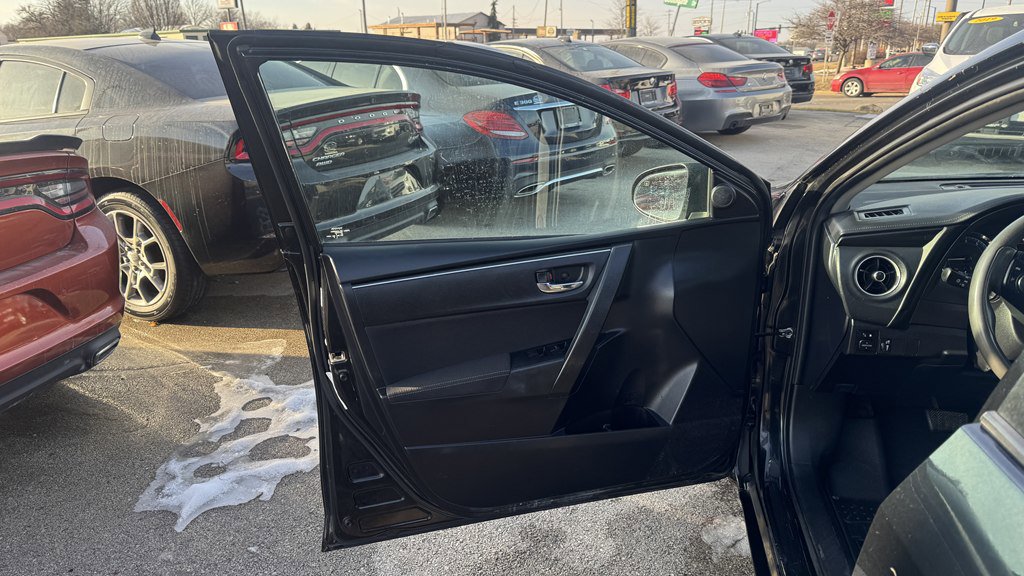 Used 2019 Toyota Corolla LE image 13