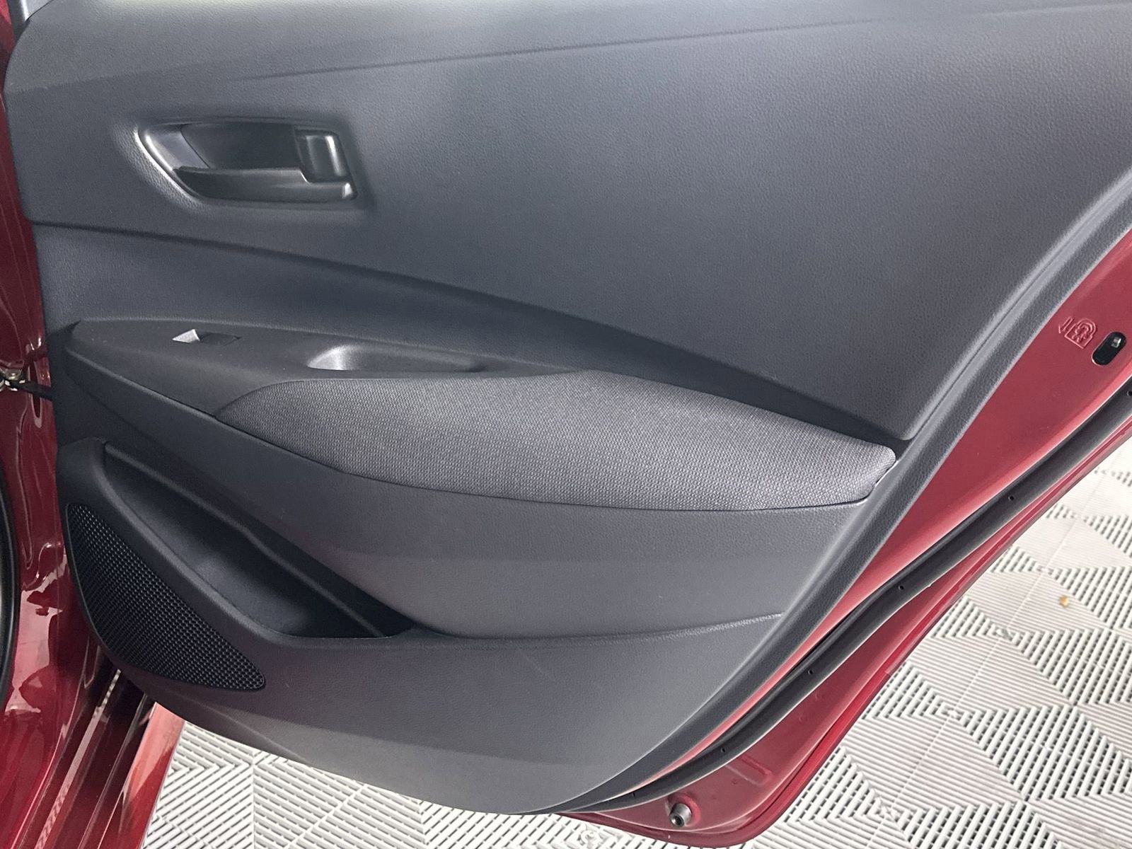 Used 2024 Toyota Corolla LE FWD image 29