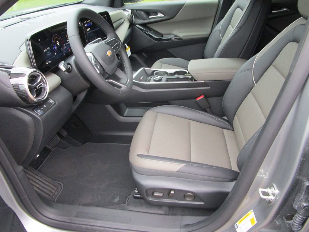 New 2026 Chevrolet Equinox LT w/ Convenience Package II image 22