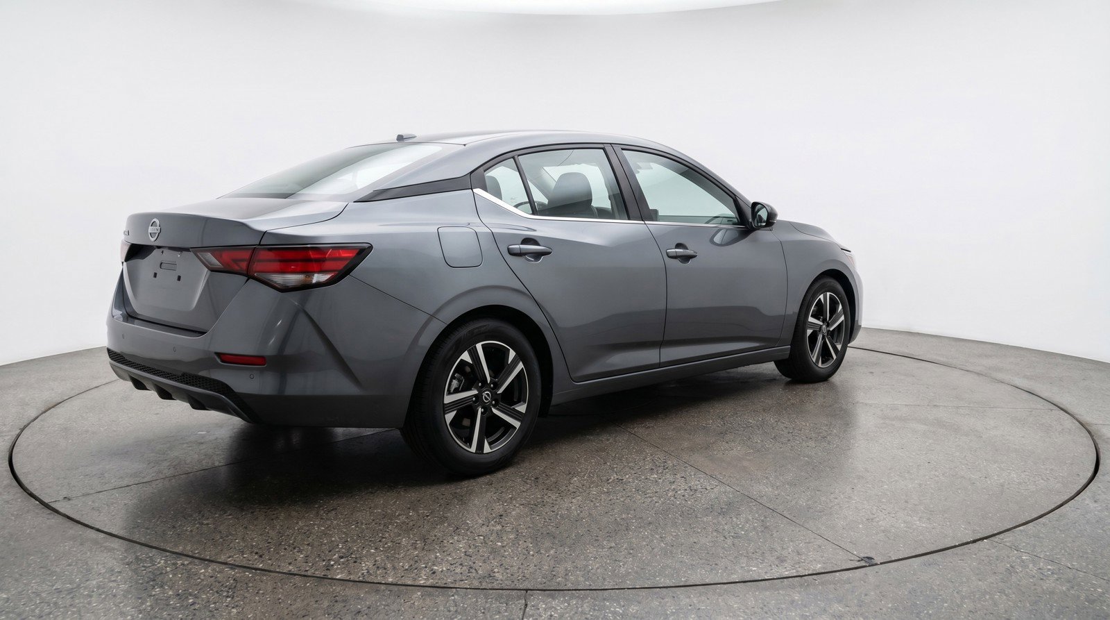 Used 2025 Nissan Sentra SV FWD image 9